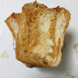 スイカきな粉クリームのマーブル食パン